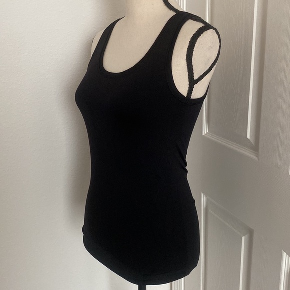 ❤️3x$20 - White House Black Market Woman’s Tank - Picture 5 of 6